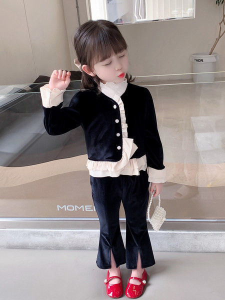 Set la modă din două piese pentru fete