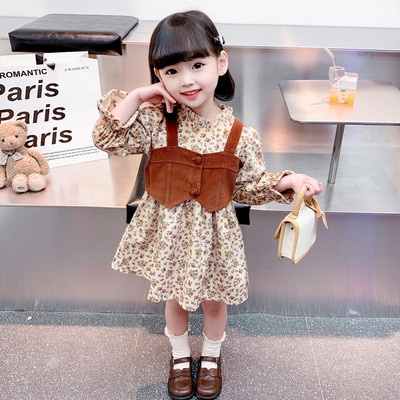 Παιδικό σετ με φλοράλ μοτίβα