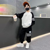 Set sport pentru copii de pantaloni si bluza pentru baieti