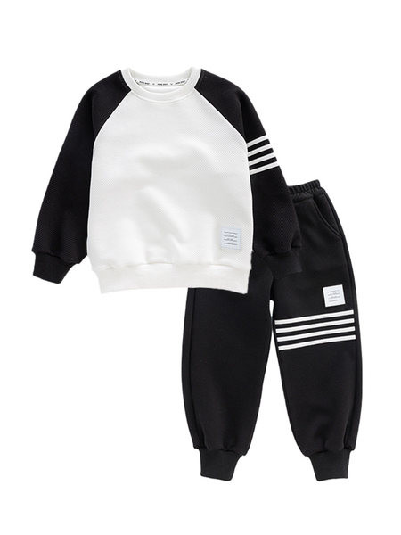 Set sport pentru copii de pantaloni si bluza pentru baieti