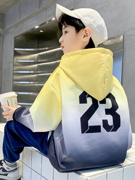 Vabaaja pükste ja pluusi komplekt poistele