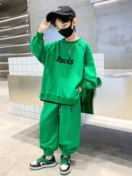 Dječji komplet hlače i bluza s natpisom za dječake