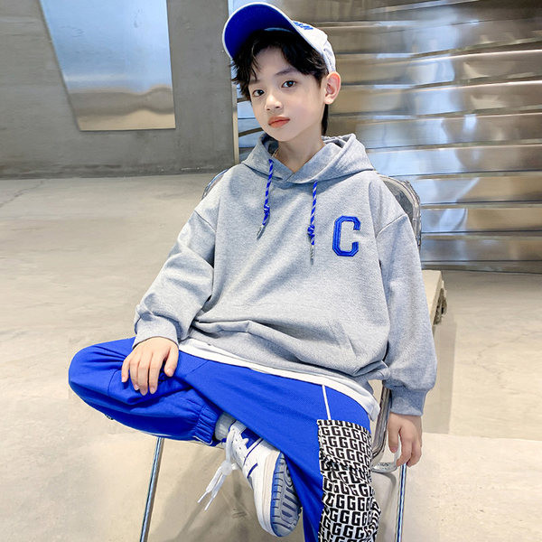 Set nou de toamna pentru copii din doua piese cu gluga si o parte din denim