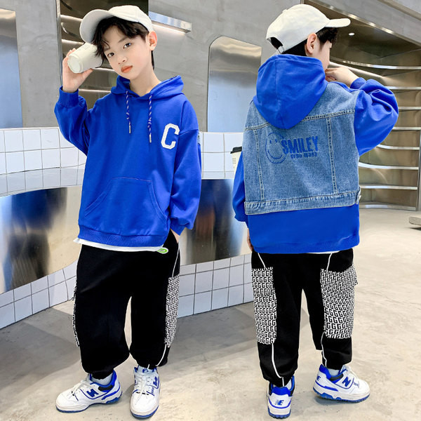 Set nou de toamna pentru copii din doua piese cu gluga si o parte din denim