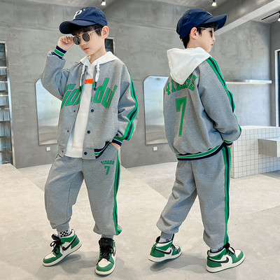 Dviejų dalių sportinis rinkinys tamsios ir šviesios spalvos