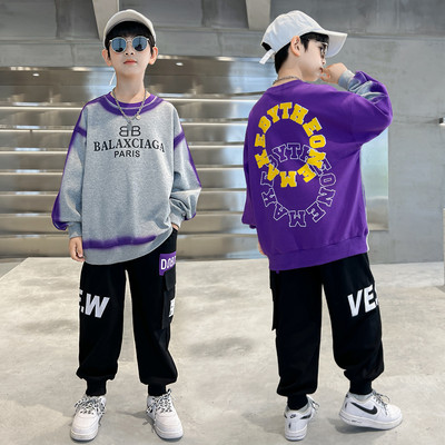 Set sport pentru copii de pantaloni si bluza cu imprimeu pentru baieti
