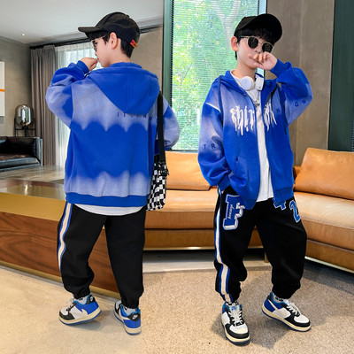 Naujo modelio rudens sportinis komplektas berniukams