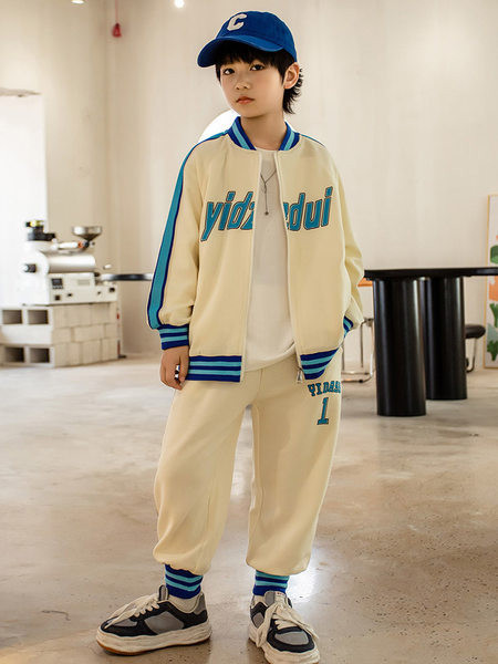 Set sport pentru copii pentru baieti cu imprimeu si decolteu in V