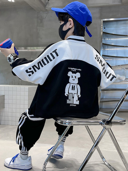 Set sport pentru copii pentru baieti cu decolteu in V si broderie