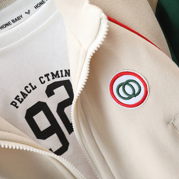 Set sport pentru baieti cu fermoar