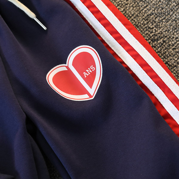 Set pentru copii cu bordura colorata si sireturi