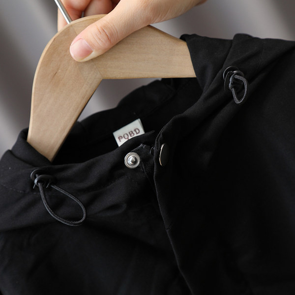 Laisvalaikio berniuko kelnės su kišenėmis ir gobtuvu