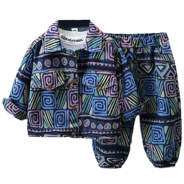 Novi model dječjeg kompleta za dječaka