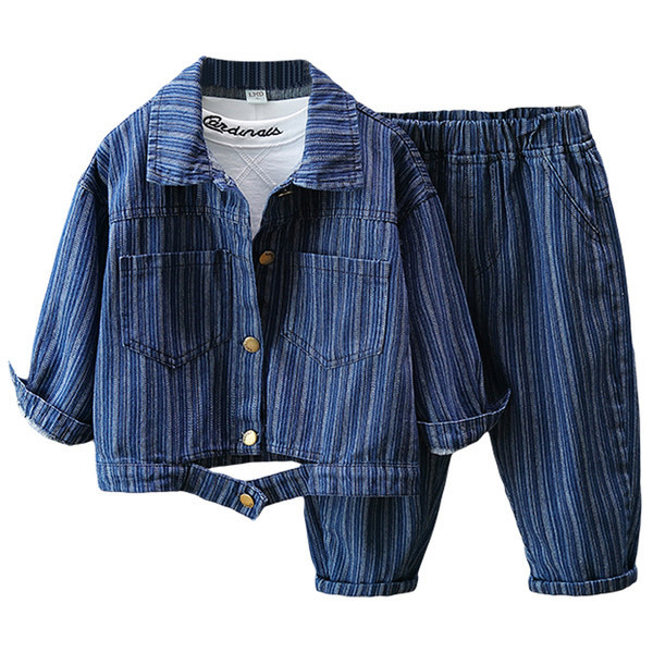 Vaikiškas komplektas su klasikine apykakle ir kišene