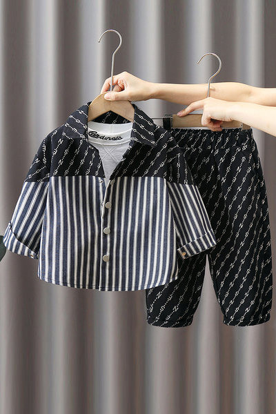 Set pantaloni eleganti cu imprimeu si camasa cu dungi pentru baieti