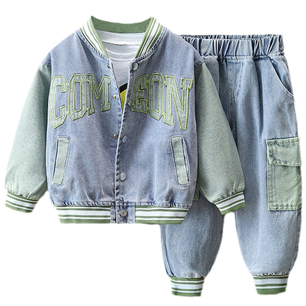 Denim dječji set hlača s džepovima i jakne s dugmadima za dječake