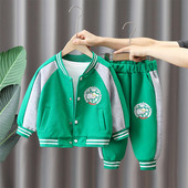 Vaikiškas rinkinys su sagų užsegimu ir spauda