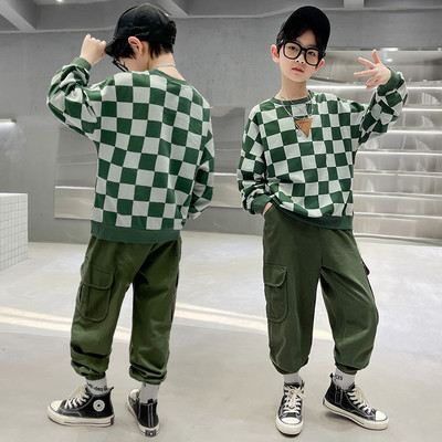 Set pantaloni copii cu buzunar si bluza pentru baieti