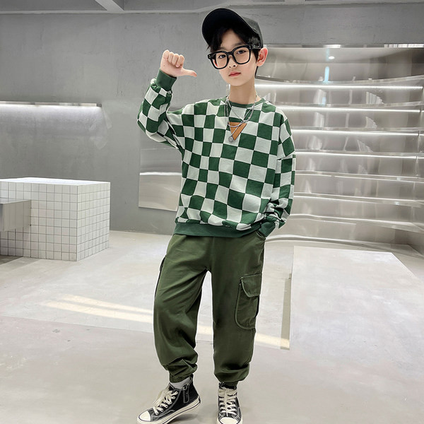 Set pantaloni copii cu buzunar si bluza pentru baieti