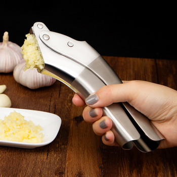 Εύκολη συμπίεση σκόρδου, βαρέως τύπου 18/8 ανοξείδωτος τεμαχιστής/θραυστήρας σκόρδου με εργονομική λαβή, εργαλεία κουζίνας
