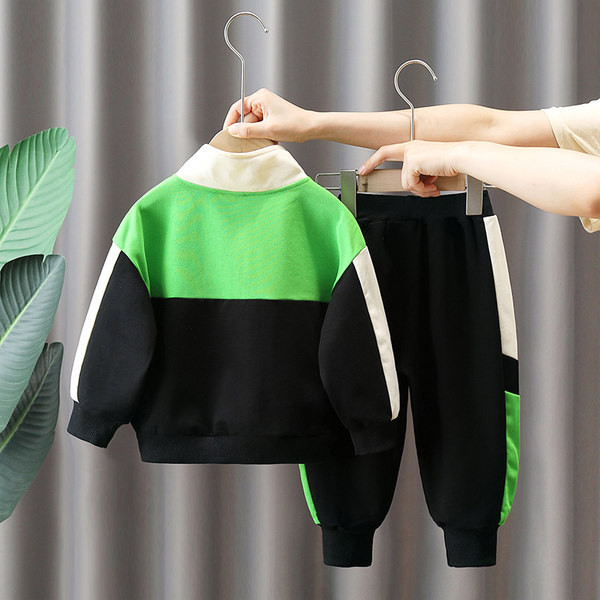 Vaikiškas rinkinys su užtrauktuku ir spauda