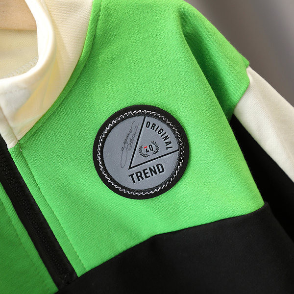 Vaikiškas rinkinys su užtrauktuku ir spauda