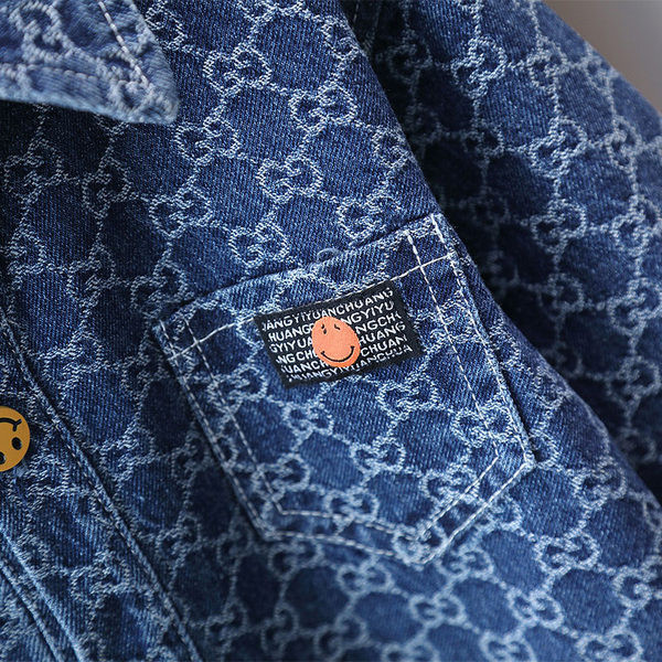 Įprastas vaikiškas sagų rinkinys