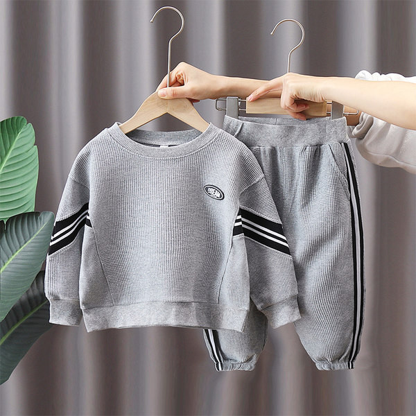 Sportski dječji set s džepom