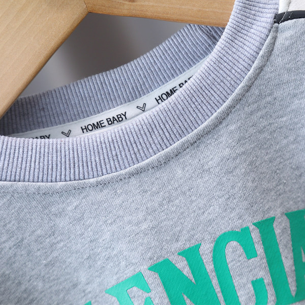 Dječji ležerni set hlača i bluza za dječake