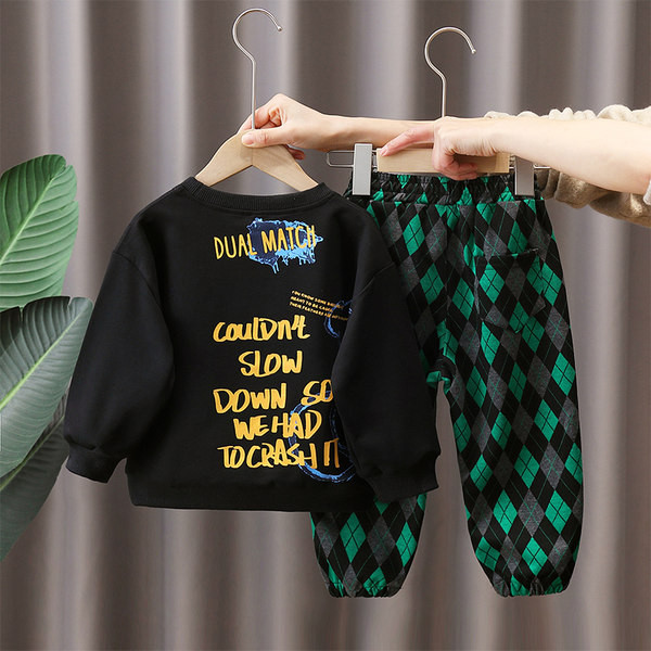 Dječački jesensko-zimski set hlača i bluze s pintom