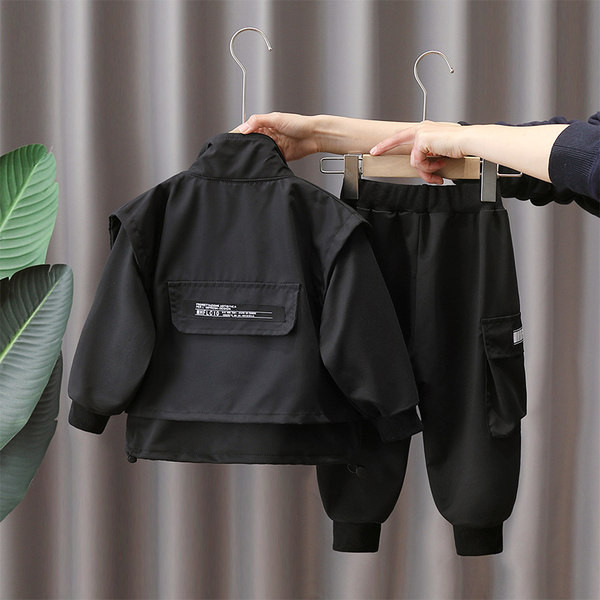 Elegantan set hlača i jakne s džepom za dječake