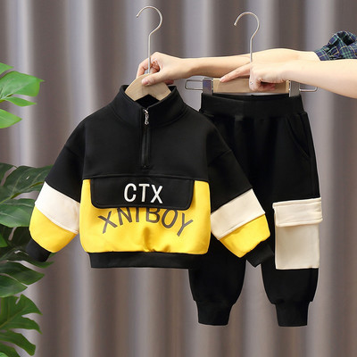 Dječji komplet s visokim ovratnikom i džepom