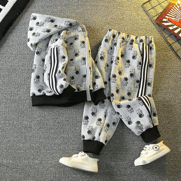 Dječji dvodijelni set s kapuljačom, patentnim zatvaračem i printom za dječake