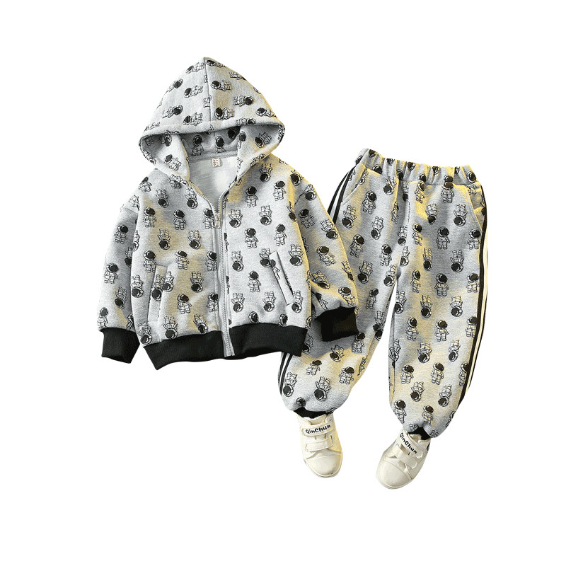 Dječji dvodijelni set s kapuljačom, patentnim zatvaračem i printom za dječake