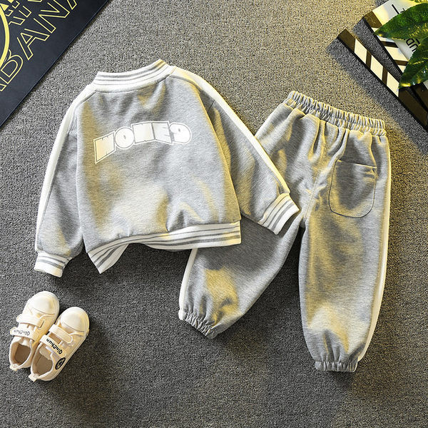 Dječji jesenski sportski set za dječake