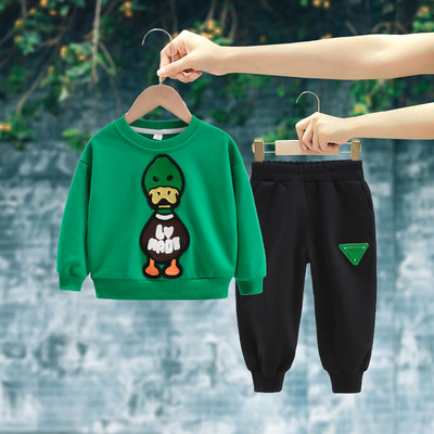 Dvodijelni dječji set s vezom za dječake