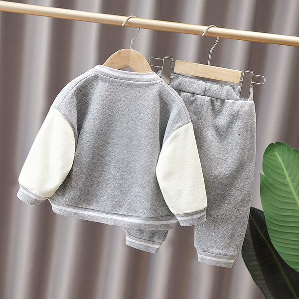 Dječji ležerni trodijelni set za dječake