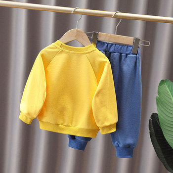 Детски комплект панталон със скъсан мотив и блуза с апликация за момчета
