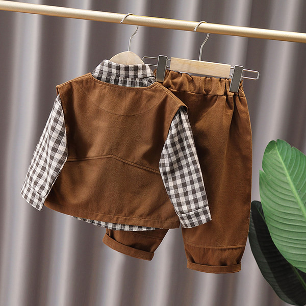 Dječji trodijelni komplet - hlače, prsluk i košulja