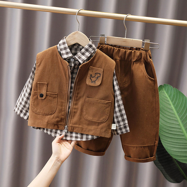 Dječji trodijelni komplet - hlače, prsluk i košulja