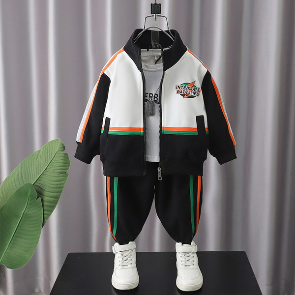 Dviejų dalių sportinis vaikiškas rinkinys su spauda ir užtrauktuku berniukams