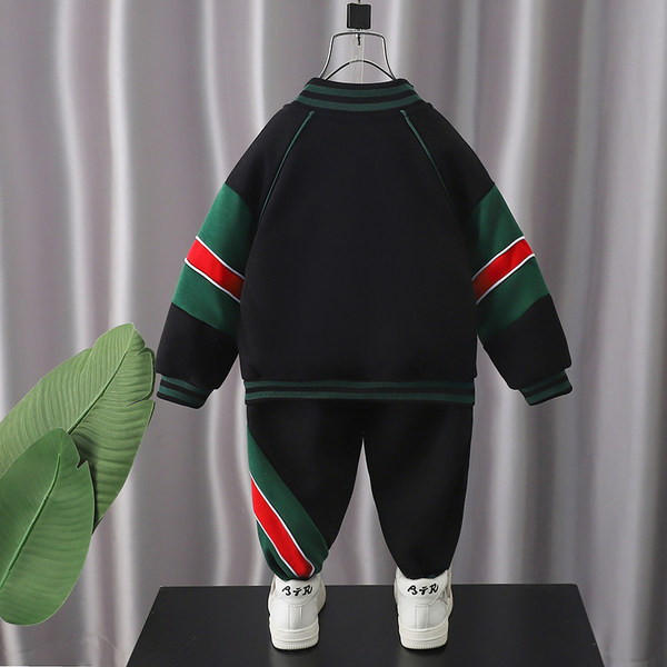 Laste sügiskomplekt poistele krae ja taskuga