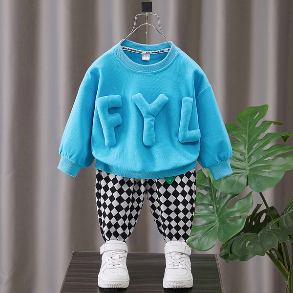 Vaikiškas dviejų dalių kelnių ir palaidinės komplektas su 3D efektu