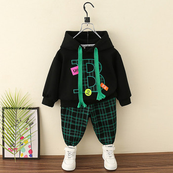 Детски комплект блуза с качулка и панталон с джоб за момчета
