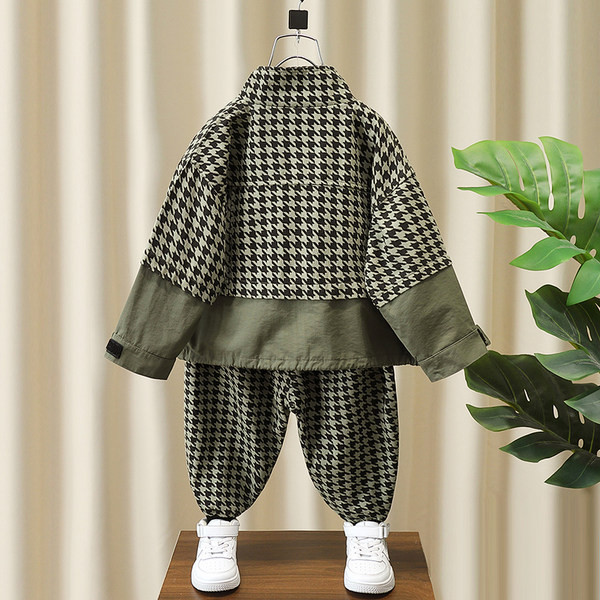 Naujas laisvas dviejų dalių komplektas su kišene