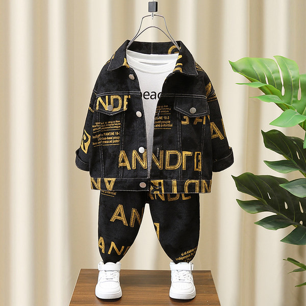 Įprasto spausdinimo mygtuko žemyn rinkinys berniukams