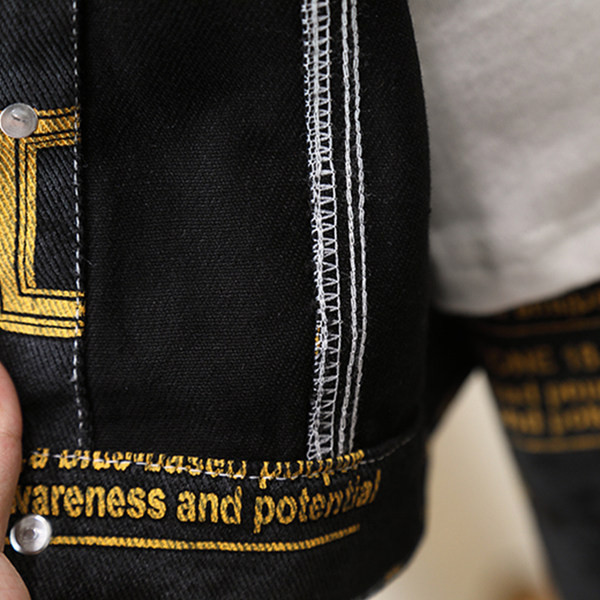 Įprasto spausdinimo mygtuko žemyn rinkinys berniukams