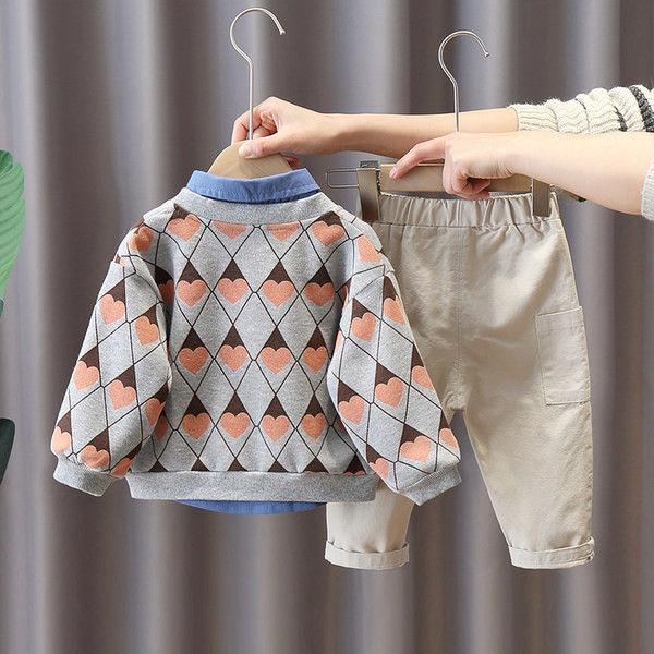 Ležerni trodijelni set za dječake