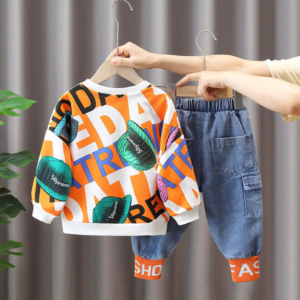 Set de zi cu zi pentru copii din două piese cu motive colorate