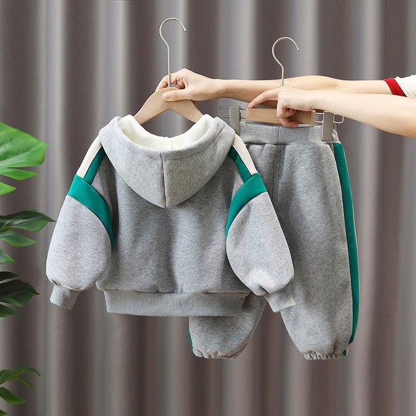 Set copii din doua piese - hanorac cu pantaloni